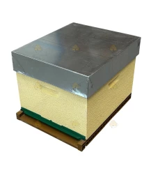 Ruche Dadant Blatt 10 cadres & fond Nicot - peinte jaune pastel