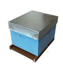 Ruche Dadant Blatt 10 cadres - peinte bleu ciel