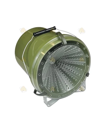 Hoornaarval met emmer - Large