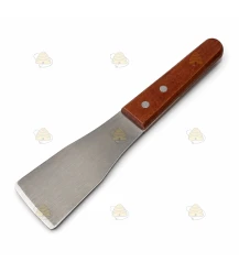 Grattoir avec manche en bois